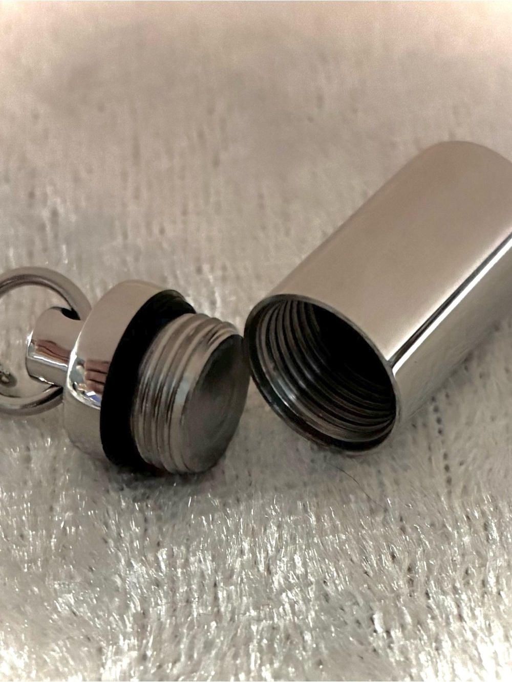 CYLINDER URN NECKLACE / STAINLESS STEEL cremation ashes
